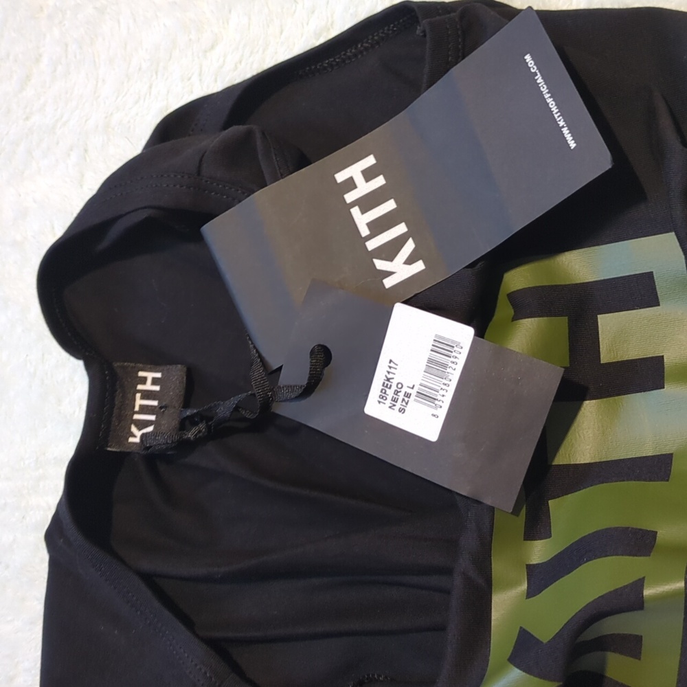 Kith Ladies Sports Top - Picture 3 of 9